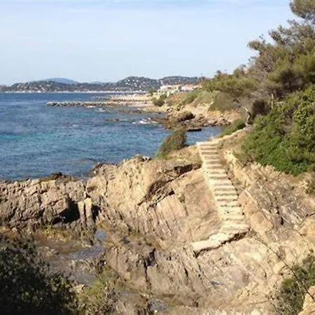 Apartment Les Issambres: 4 Couchages, Clim, Piscine, Parking - Fr-1-226-84 *